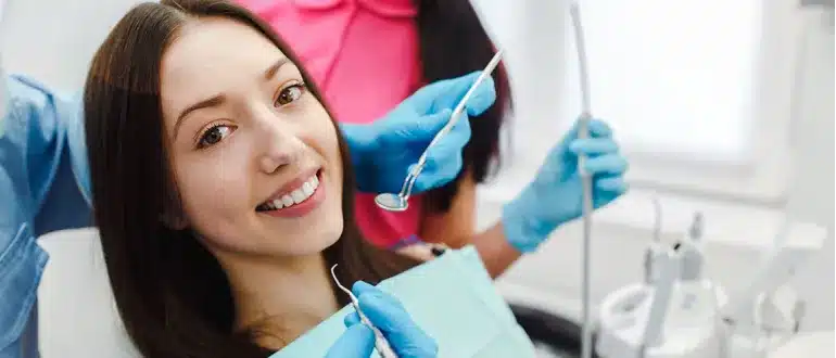 Choose The Right Dentist For Your Dental